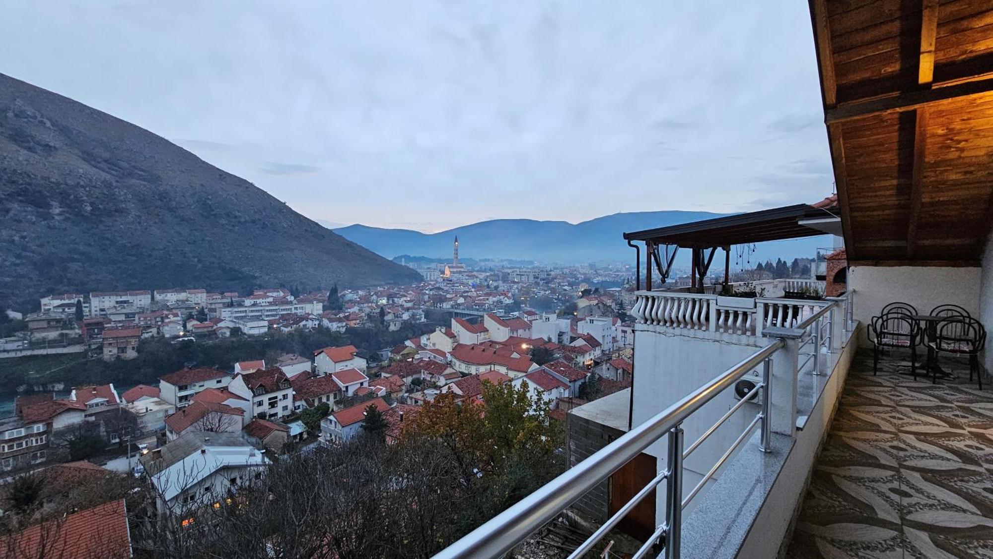 Apartamento Konak Mostar Exterior foto